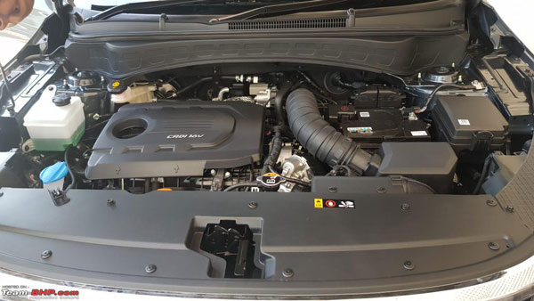 முன்பதிவுகளை வாரி குவித்த கியா செல்டோஸ் டீலர்ஷிப்களுக்கு வர தொடங்கியது!! வாடிக்கையாளர்கள் உற்சாகம்!!