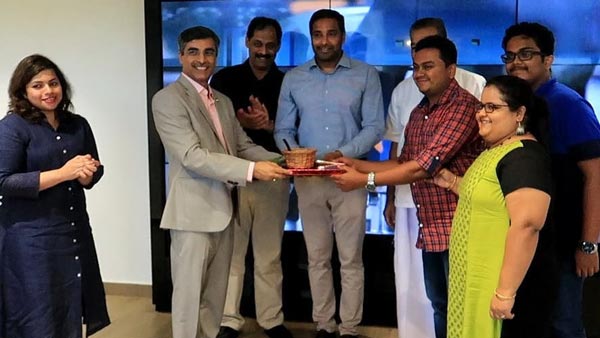 இந்தியாவின் முதல் இன்டர்நெட் காரின் டெலிவரி அதிகாரப்பூர்வமாக தொடங்கியது...