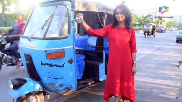 காரை தூக்கியெறிந்துவிட்டு ஆட்டோவை வாங்கிய பிரபல நடிகை... ஏன் தெரிஞ்சா ஆச்சரியப்படுவீங்க!