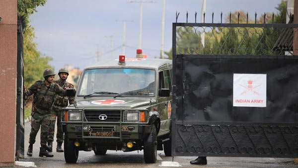 ராணுவ வாகனங்களுக்கு சிறப்பு அனுமதி... மத்திய அரசின் அதிரடி உத்தரவிற்கு காரணம் இதுதான்...