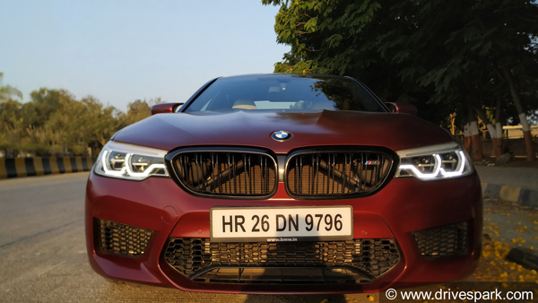 தந்தை பரிசளித்த விலை உயர்ந்த BMW காரை ஆற்றில் தள்ளிய மகன்... ஏன் என தெரிந்தால் அதிர்ந்து விடுவீர்கள்