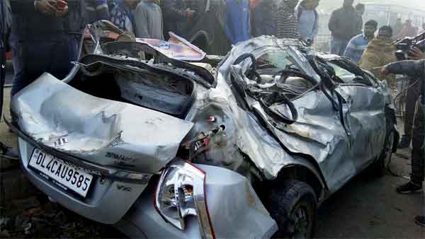  சூப்பரான உத்தரவு... சாலை விபத்தில் சிக்கியவர்களை காப்பாற்றினால் எவ்வளவு பரிசு தெரியுமா?