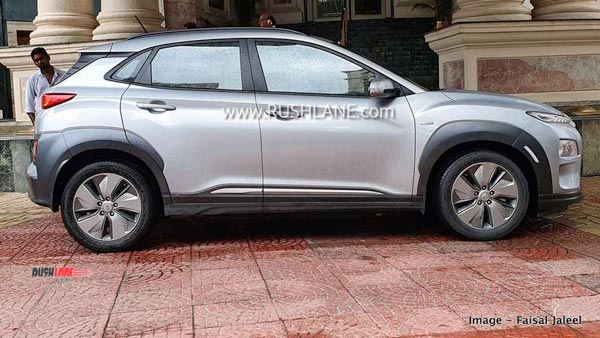 கொடியசைத்து அனுப்பி வைத்த எடப்பாடி: பச்சை நிற பிளேட்டில் உரிமையாளரை வந்தடைந்த கோனா...