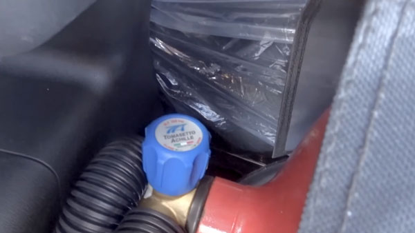 மலிவு விலை ஹூண்டாய் வெனியூவில் சிஎன்ஜி ஆப்ஷனா...? வீடியோ!!!