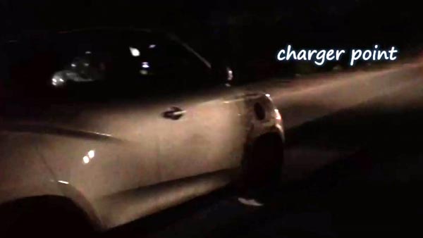 மஹிந்திரா கேயூவி100 எலெக்ட்ரிக் எஸ்யூவி சோதனை ஓட்ட வீடியோ!