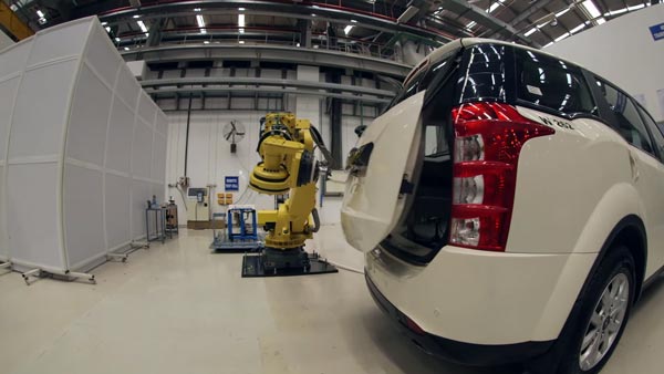 பரிதாப நிலையில் இந்திய வாகனத்துறை: அதிர்ச்சியான முடிவெடுத்த மஹிந்திரா!!!