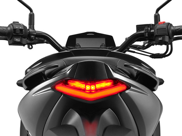 வாடிக்கையாளர்களை கவர சுஸுகி மோட்டார்சைக்கிள் புதிய நிதியுதவி திட்டம்... எந்நேரத்திலும் எங்களை அணுகலாம்!