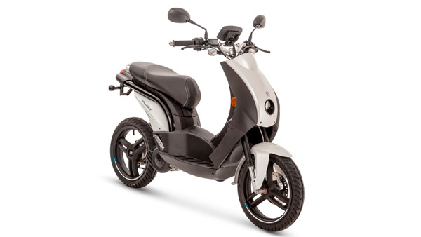 வெளிநாடுகளுக்கு ஏற்றுமதி செய்யப்படும் பீஜோ எலெக்ட்ரிக் ஸ்கூட்டர்கள்... இந்தியாவிற்கு ஏமாற்றம் தானா..?