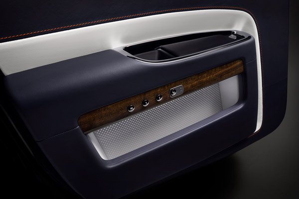 ரோல்ஸ்ராய்ஸ் கோஸ்ட் ஸெனித் எடிசன் கார் வெளியீடு... படங்களுடன் விபரங்கள்!