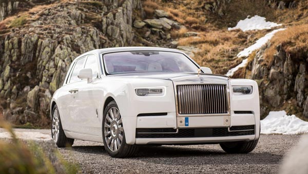 தகுதி நீக்கம் செய்யப்பட்ட எம்எல்ஏ வாங்கிய புதிய காரின் விலை ரூ.11 கோடி... மலைக்க வைக்கும் பின்னணி...