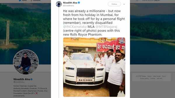 பல கோடி ரூபாய் மதிப்புள்ள சொகுசு காரை வாங்கிய திரை பிரபலம்... யார் என தெரிந்தால் ஆச்சரியப்படுவீர்கள்!