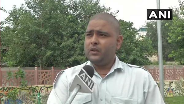 ஆணுறைகளுடன் வலம் வரும் டாக்ஸி டிரைவர்கள்... நீங்கள் நினைப்பது போல் 'அதுக்கு' இல்ல... காரணமே வேற...