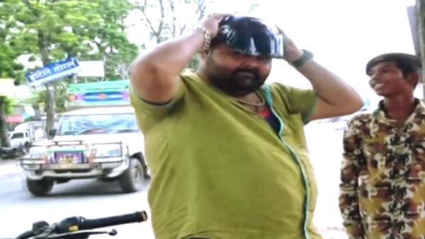 பாட்ஷா ரஜினி பாணியில் உண்மையை கூறிய இளைஞர்: அபராதமின்றி விட்ட போலீஸ்.. அப்படி என்ன சார் சொன்னீங்க!