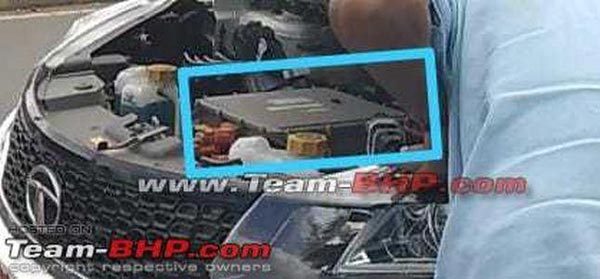 டாடா நெக்ஸான் எலெக்ட்ரிக் மாடலின் ஸ்பை படங்கள் கசிந்தன... முழுமையான தகவல்!