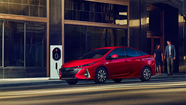 டொயோட்டா பிரையஸ் பிரைம் கார் இந்தியாவில் அறிமுகமாகிறது!