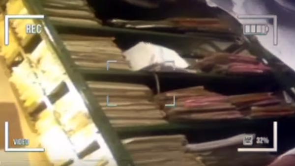 உச்சபட்ச அபராதத்திற்கு பதிலாக லஞ்சம் பெறும் அதிகாரி... பரபரப்பு வீடியோ வெளியீடு... அதிர்ச்சியில் மக்கள்!