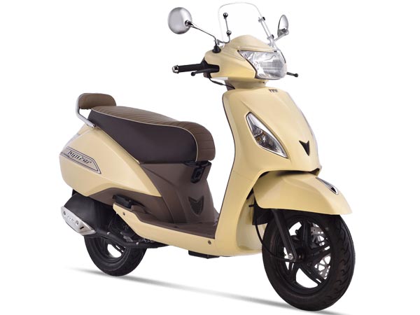 பிரபலமான மாடல் பைக்குகளுக்கு விழா கால சலுகைகளை அறிவித்த டிவிஎஸ் நிறுவனம்