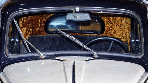 அரிய கண்டுபிடிப்பை உலகிற்கு கொடுத்த பெண்... கார் விண்டுஷீல்டு வைப்பர்கள் எப்படி உருவானது தெரியுமா?