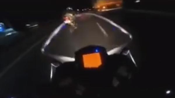 ஏபிஎஸ் வசதி ஏன் முக்கியம்..? அதிவேகத்தில் பைக்கர்களின் உயிரை பல முறை காப்பாற்றும் வீடியோக்களின் தொகுப்பு!