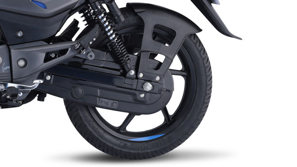 விற்பனையில் கலக்கும் குறைவான விலை பஜாஜ் பல்சர் பைக்!