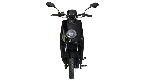 அதிவேக எலெக்ட்ரிக் ஸ்கூட்டரை களமிறக்கும் பென்லிங்... பஜாஜ் சேத்தக்கின் எதிராளி இதுதான்...