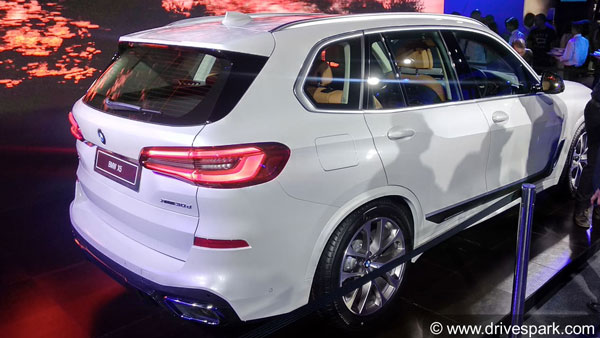 லிஃப்ட் கேட்டு பல லட்சம் மதிப்புள்ள காரை திருடிய போலி போலீஸ்... இவர் யார் என்று தெரிந்தால் அதிர்ந்துபோவீர்கள்...