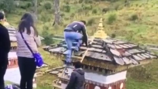 விளம்பரம் தேட போய் சிக்கலில் சிக்கிய இந்திய பைக் ரைடர்... ஆளை பிடித்து அதிரடி காட்டிய பூடான் போலீஸ்