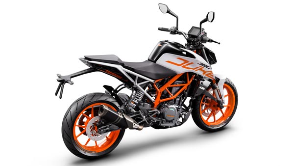 ஷோரூமில் இருந்து விலை உயர்ந்த பைக்கை நைசாக லவட்டி சென்ற பலே கொள்ளையன்... எப்படி தெரியுமா?