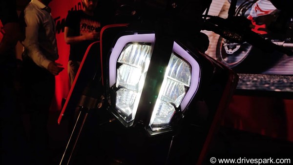 9 லட்ச ரூபாய்க்கு கேடிஎம் பைக்கை வாங்கிய பிரபல நடிகர்... யாரென்று தெரியுமா?