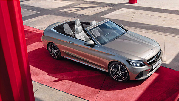 66 லட்சத்திற்கு த்ரிஷா கார் வாங்கியது தெரியும்! ஆனா இந்த விஷயங்கள் தெரியுமா? வாயடைத்து போன ரசிகர்கள்