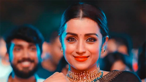 66 லட்சத்திற்கு த்ரிஷா கார் வாங்கியது தெரியும்! ஆனா இந்த விஷயங்கள் தெரியுமா? வாயடைத்து போன ரசிகர்கள்