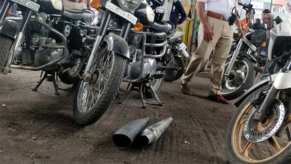 அதிர்ச்சி... சபரிமலையில் பொன்னாரை தடுத்து நிறுத்தி ஹீரோவான ஐபிஎஸ் அதிகாரி என்ன செய்தார் தெரியுமா?