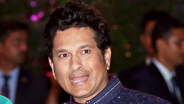 செகண்ட் ஹேண்ட் மார்க்கெட்டில் விற்பனைக்கு வந்த சச்சின் டெண்டுல்கரின் கார்... நீங்களும் கூட வாங்கலாம்