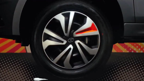 நாளை அறிமுகமாகவுள்ள டாடா டியாகோ விஸ் எடிசனின் புதிய டீசர் வெளியானது...