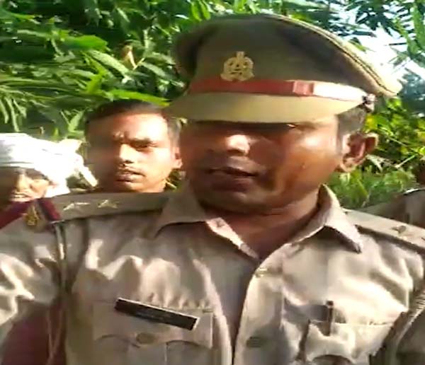 தனக்கு தானே ரூ.5,000 அபராதம் விதித்து கொண்ட இன்ஸ்பெக்டர்... ஏன் என தெரிந்தால் ஆச்சரியப்படுவீங்க...