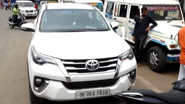 புதிய டொயோட்டா காரில் ஏகப்பட்ட பழுது... கோபத்தில் உரிமையாளர் என்ன செய்தார் தெரியுமா? இது வேற லெவல்