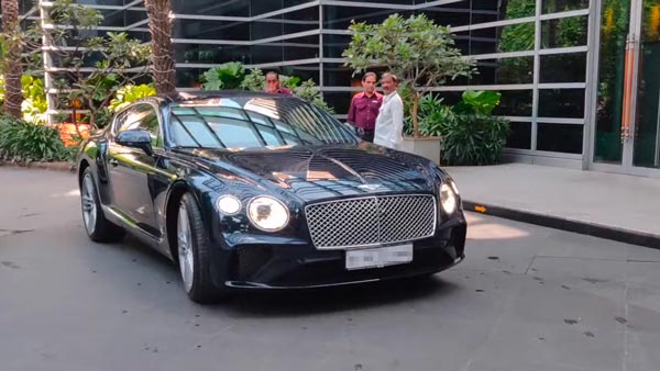 தானாக நடு ரோட்டில் நின்ற பல கோடி விலையுள்ள பென்ட்லீ... சொகுசு வசதிக்கு ஆசைப்பட்ட செல்வந்தர்கள் கடும் அவதி...!