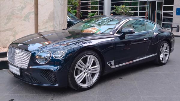 தானாக நடு ரோட்டில் நின்ற பல கோடி விலையுள்ள பென்ட்லீ... சொகுசு வசதிக்கு ஆசைப்பட்ட செல்வந்தர்கள் கடும் அவதி...!