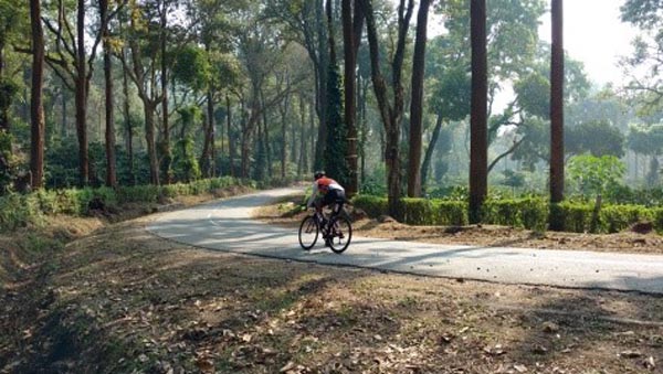 கன்னியாகுமரி டூ காஷ்மீர்... சைக்கிளில் செல்ல இத்தனை நாட்கள் தானா..? புதிய கின்னஸ் சாதனை படைத்த இளைஞர்...!