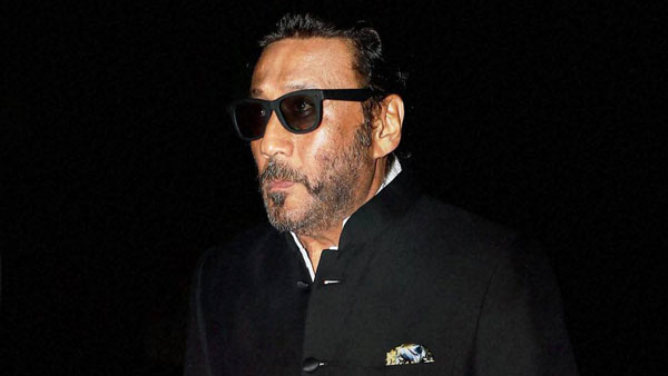 ராயல் என்பீல்டு பைக்கை வாங்கிய தளபதி விஜய்யின் எதிரி... யார் என தெரியுமா?