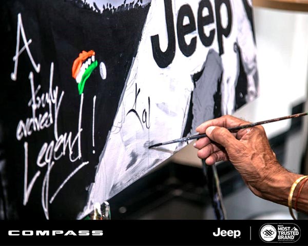 பாலிவுட் பிரபலங்கள் பாணியில் கபில் தேவ் வாங்கிய புதிய காரின் விலை இதுதான்... கண்ணு வெச்சராதீங்க...