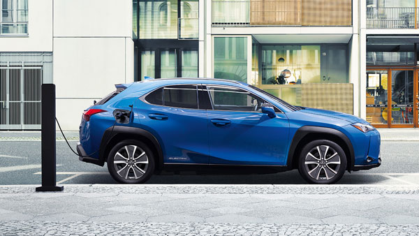 லெக்சஸ் நிறுவனத்தின் முதல் எலெக்ட்ரிக் சொகுசு கார் வெளியீடு!