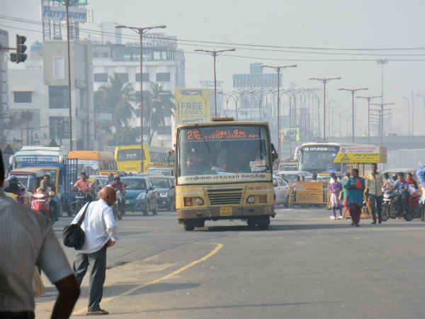 தமிழக அரசு பஸ்கள் அதிரடியாக மாறுகின்றன.. டிரைவர், கண்டக்டர்களுக்கு சூப்பர் உத்தரவு தமிழக அரசு பஸ்கள் அதிரடியாக மாறுகின்றன.. டிரைவர், கண்டக்டர்களுக்கு சூப்பர் உத்தரவு