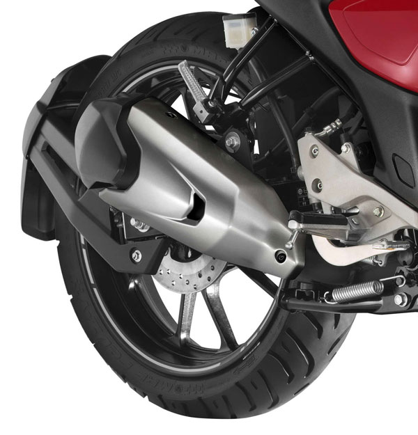 வெறும் 99,000 ரூபாய்க்கு பிஎஸ்6-க்கு அப்டேட்டான யமஹா எஃப்இசட் பைக்குகள் அறிமுகம்...