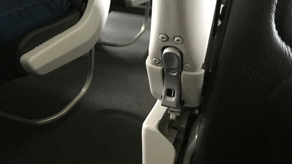 விமானத்தில் உள்ள ரகசியங்கள் பற்றி உங்களுக்கு தெரியுமா?