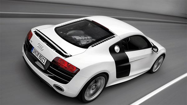 போலீசாரால் சின்னாபின்னமாகி வரும் கோஹ்லியின் சொகுசு கார்... நடந்தது தெரிந்தால் அதிர்ச்சியடைவீர்கள்... போலீசாரால் சின்னாபின்னமாகி வரும் கோஹ்லியின் சொகுசு கார்... நடந்தது தெரிந்தால் அதிர்ச்சியடைவீர்கள்...