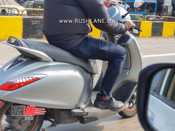 பஜாஜ் சேத்தக் எலக்ட்ரிக் ஸ்கூட்டர் மீண்டும் சோதனை ஓட்டம்...