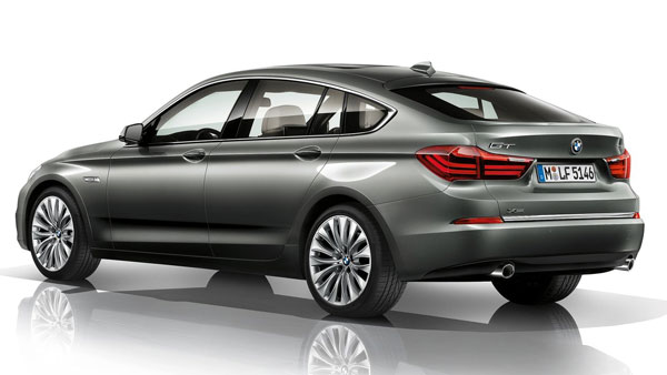 புதிய முதலமைச்சர் உத்தவ் தாக்கரேவிடம் இத்தனை கார்களா..? ஒவ்வொன்றின் மதிப்பும் உச்சபட்சம்!