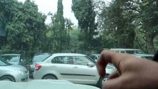 முதல்வரின் புல்லட் புரூஃப் கார் ரகசியங்கள்... ஒவ்வொரு பாதுகாப்பு வசதியும் பிரம்மிப்பா இருக்கு...