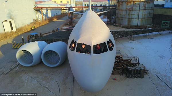 சொந்தமாக விமானம் தயாரித்து பிரம்மிக்க வைத்த விவசாயி! காரணம் தெரிந்தால் ஆச்சரியம் நிச்சயம்...